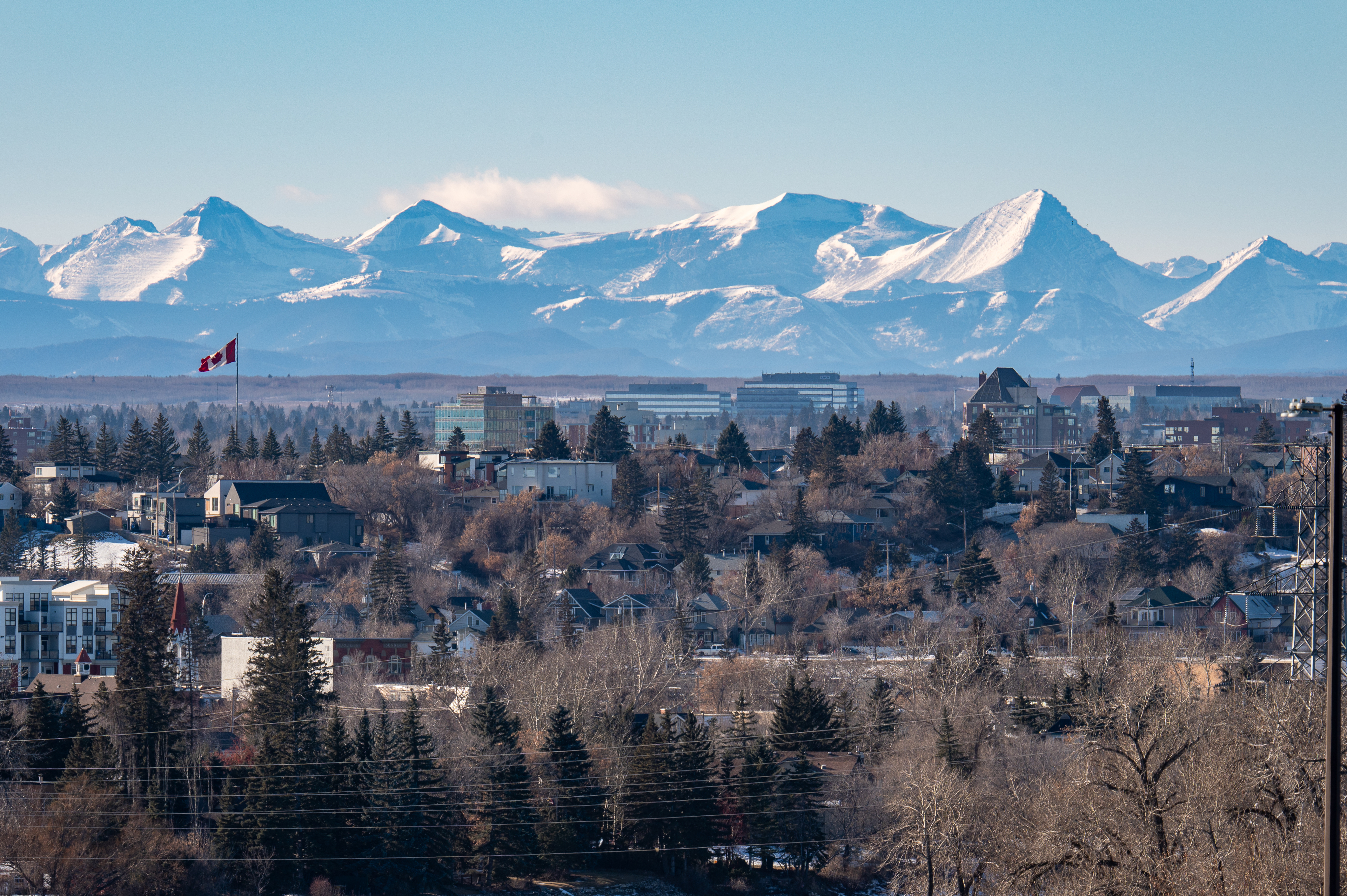 Calgary-skyline-with-Elbow-Cirque_3840